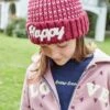 Bonnet Fille En Maille Jacquard Et Pompon En Fausse Fourrure Framboise - Vertbaudet